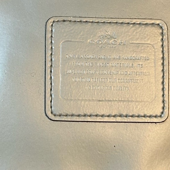 Vintage Coach pearl Wristlet Clutch - Picture 7 of 7